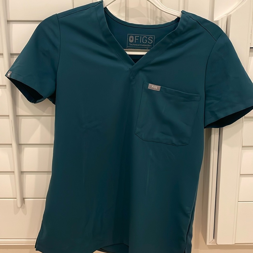 Figs Technical Collection Teal Top